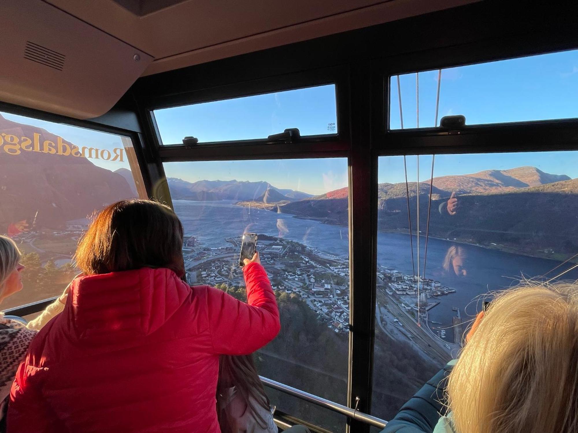 Bakkebo Rampestreken Appartement Åndalsnes Buitenkant foto